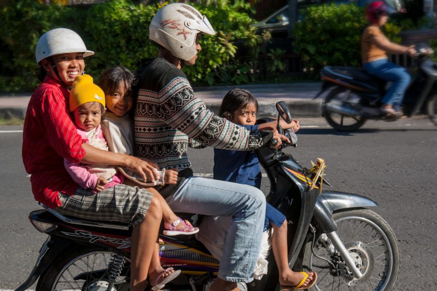 אינדונזיה תסב 13 מיליון אופנועים להנעה חשמלית